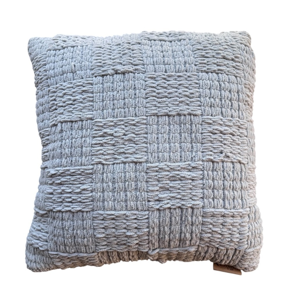 Koolaburra by UGG Grey Margo Knit Throw Pillow 20x20